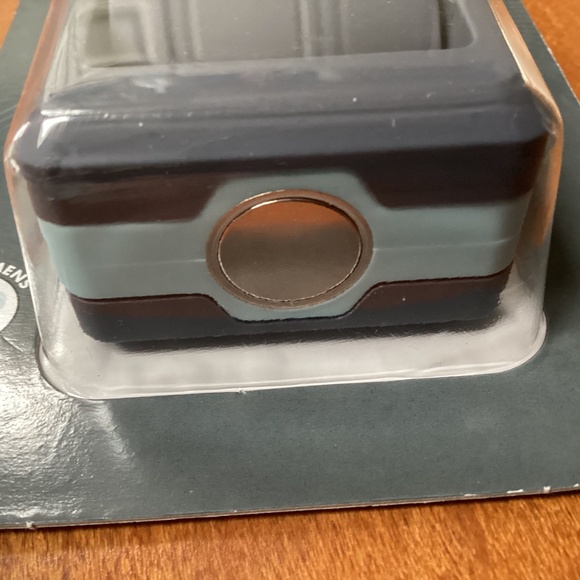 Complete Home LED Work Light New Sealed - Picture 7 of 10